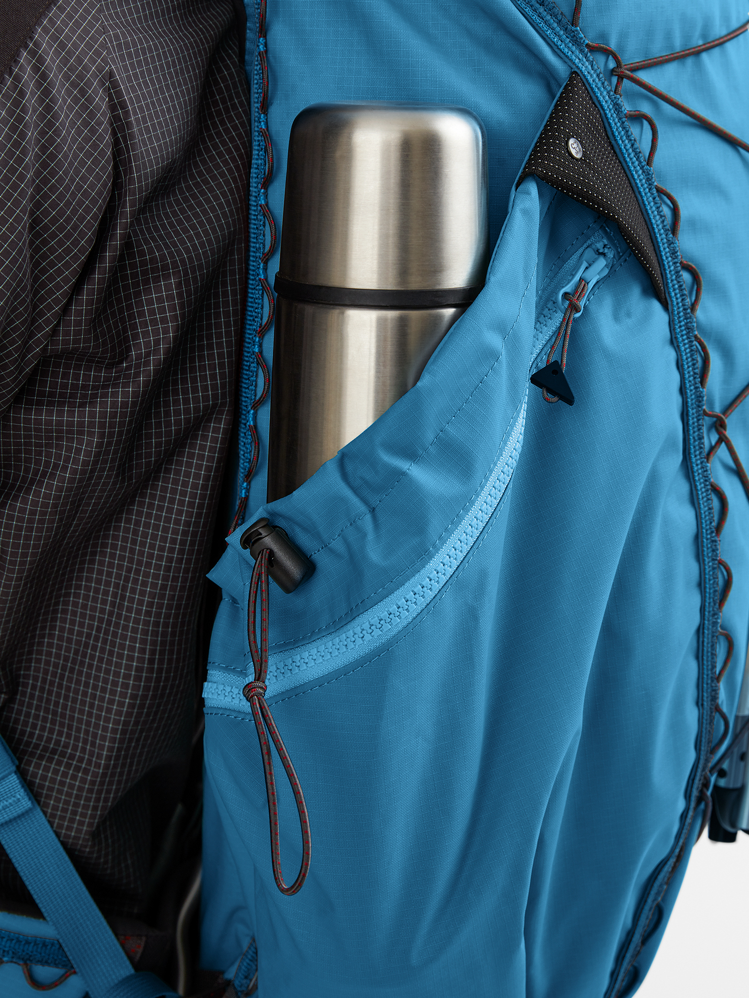 40403U01 - Raido Backpack 38L - Blue Sapphire